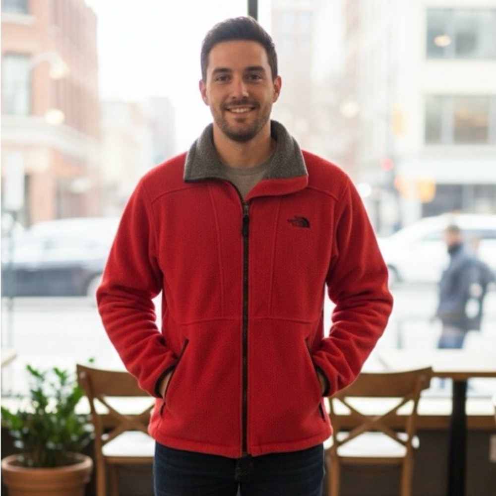 Vintage The North Face Red Fleece Jacket Man Small Full Zipper Made In USA